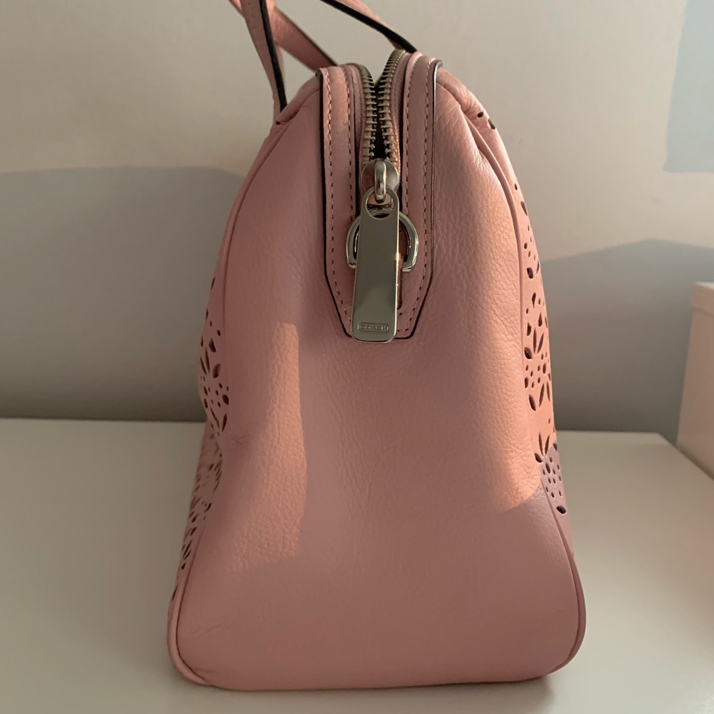 Coach Laser Cut Floral Satchel Bag in Pink with detachable Shoulder Strap - Picture 3 of 7